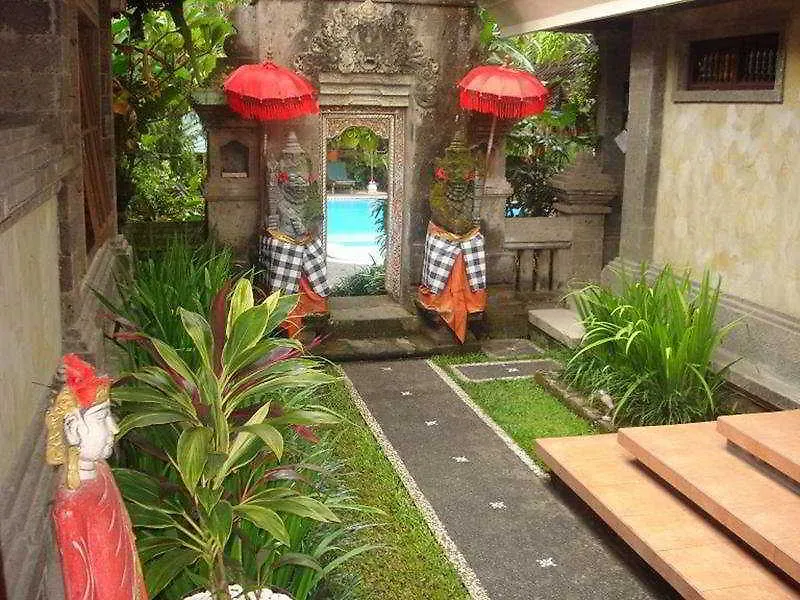 Puri Garden Hotel & Hostel Ubud 3*,