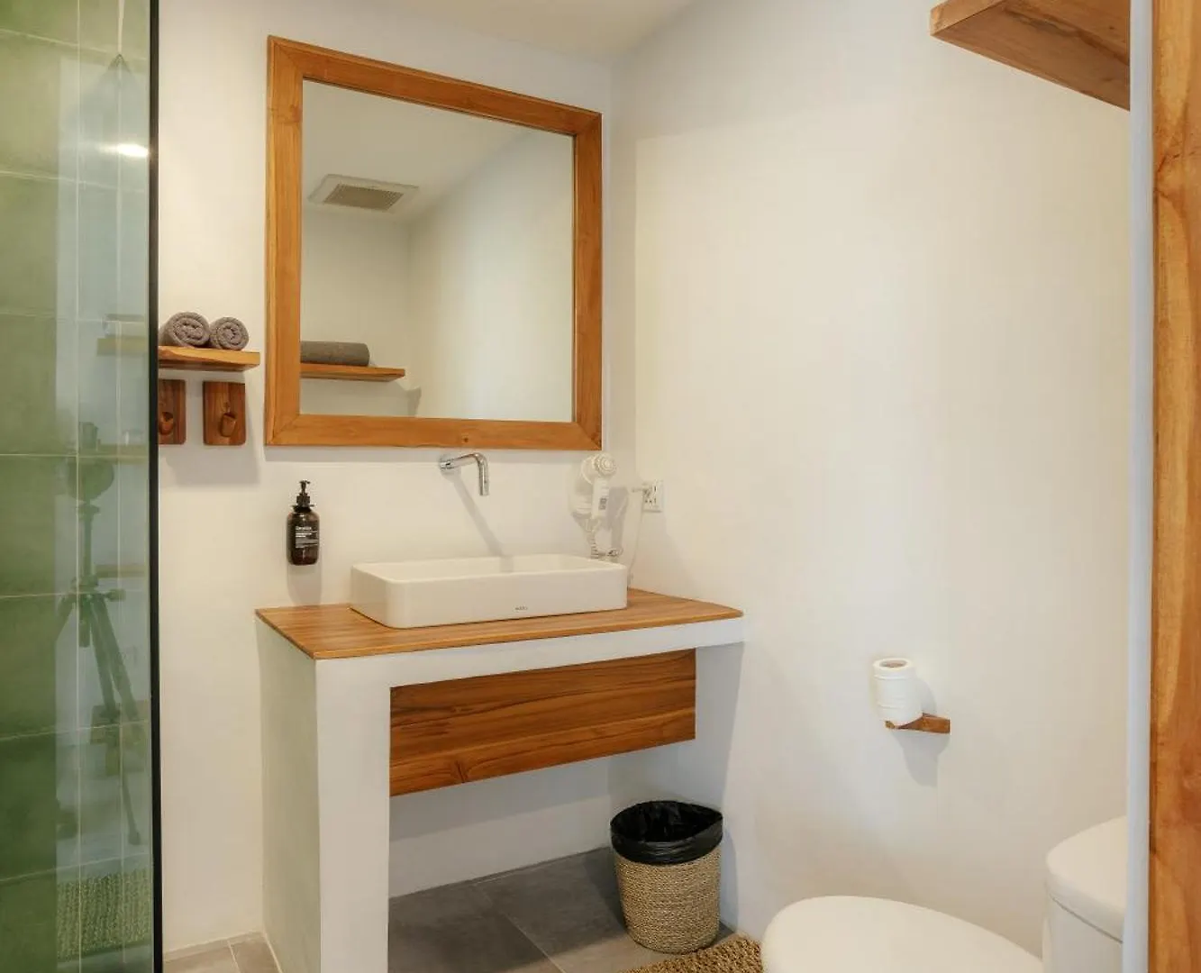 Puri Garden Hotel & Hostel Ubud  Indonesia