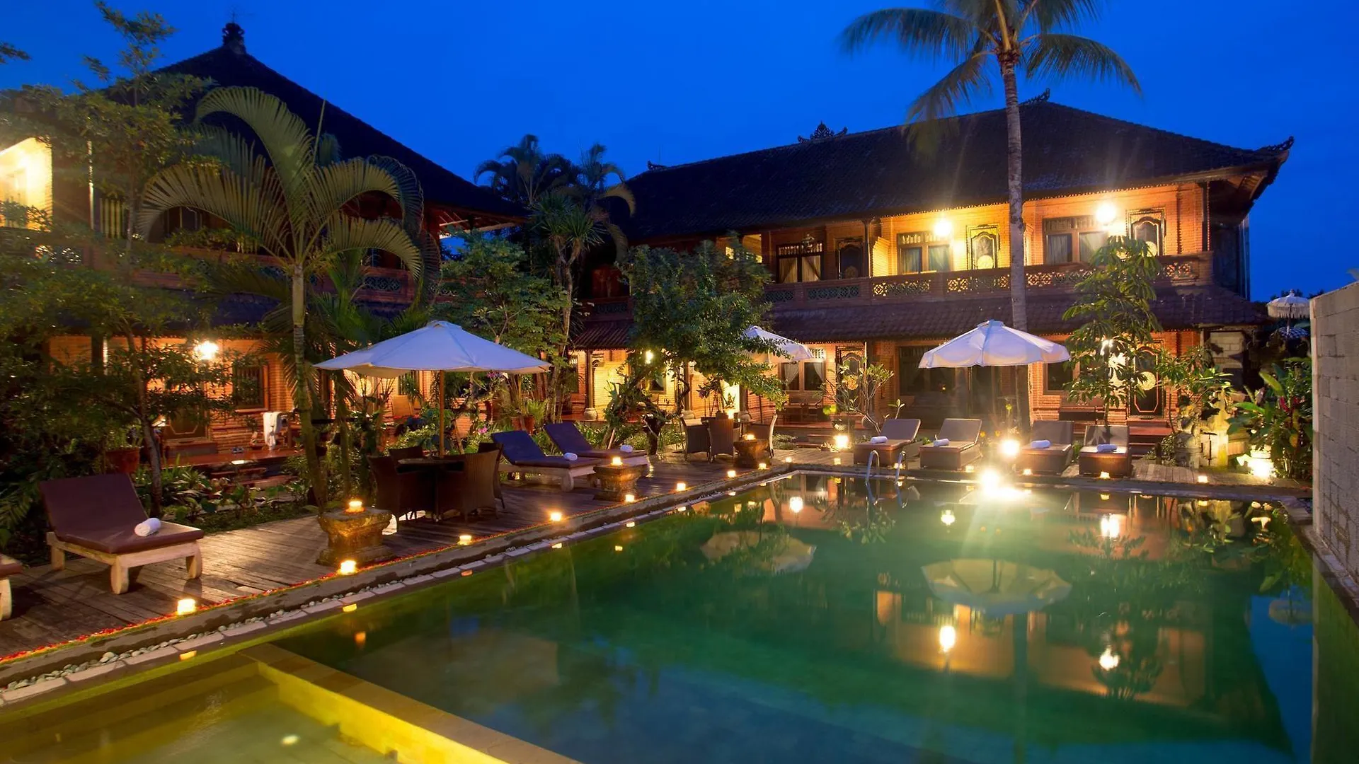 Puri Garden Hotel & Hostel Ubud 3*,