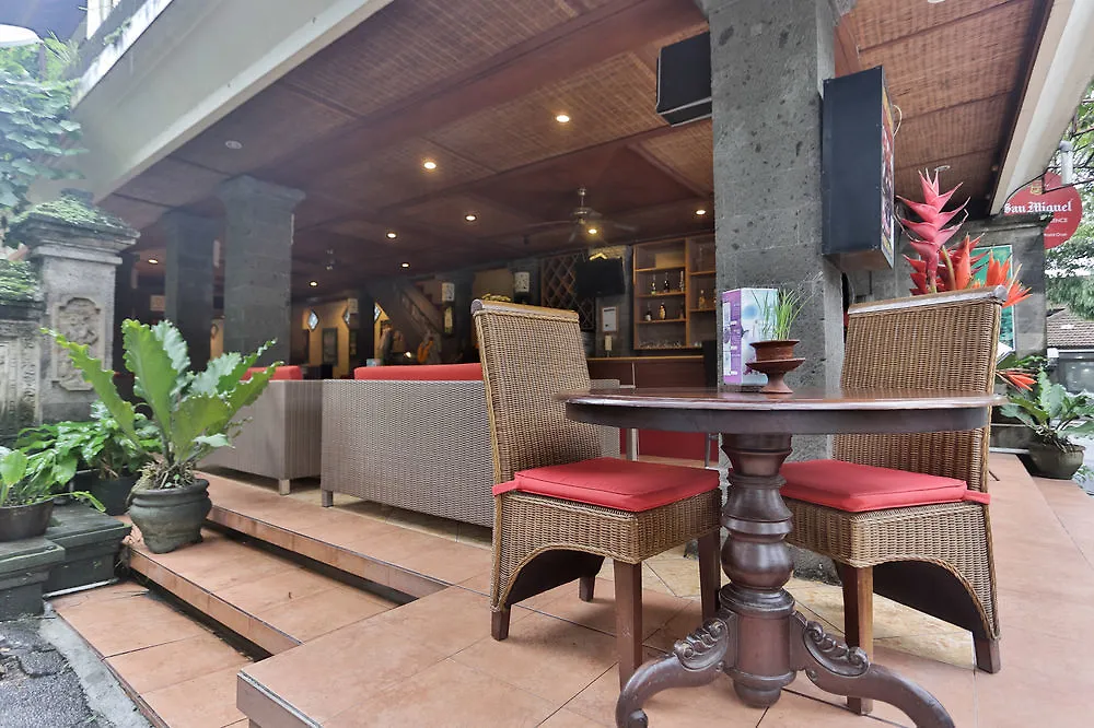 Puri Garden Hotel & Hostel Ubud